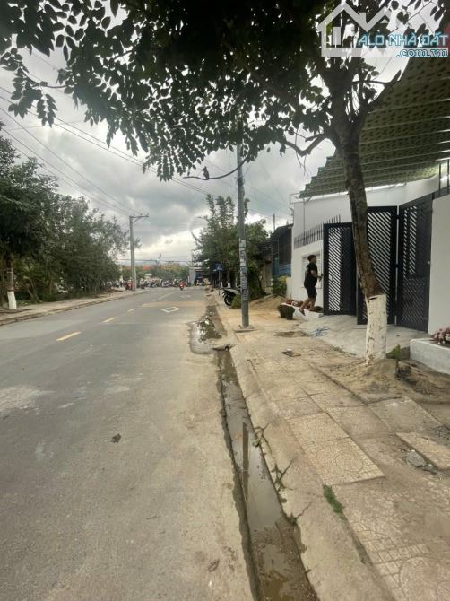 Bán nhà Thị Trấn Diên Khánh vừa ở vừa kinh doanh giá rẻ - 3