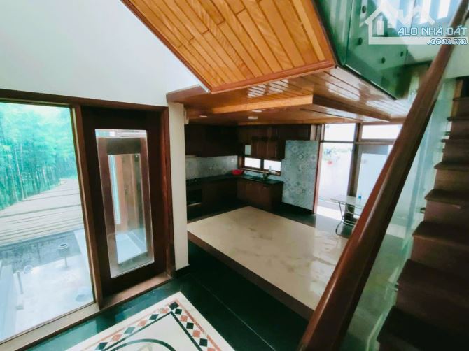 Bán gấp biệt thự sân vườn hxh Huỳnh Văn Bánh P11 -Q.PN--DT: 137m2--4 tầng--giá 23,8tỷ - 3
