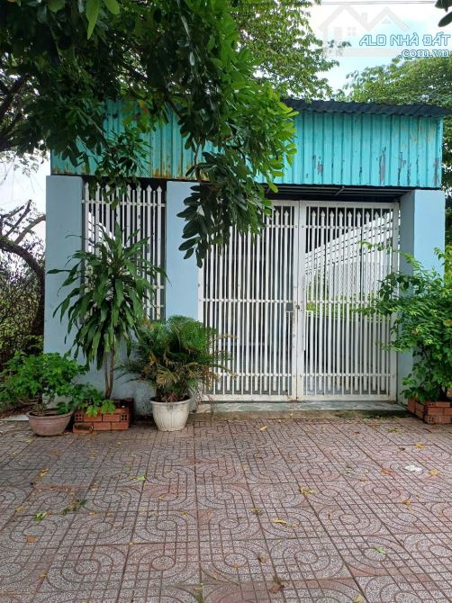 Bán nhà C4 khu TĐC làng ĐH Dĩ An , 100m2 ( 5x20) chỉ nhỉnh 4 tỷ - 3