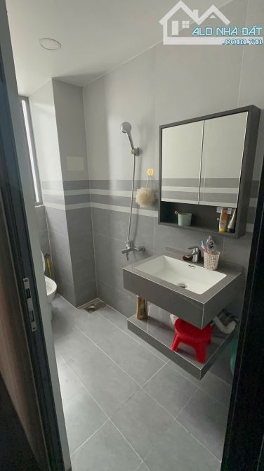Bán nhà mặt tiền.Đường Số12,P11.Gò Vấp.Nội thất cao cấp. 6 lầu.Thang máy.chỉ 17.9 Tỷ TL - 3