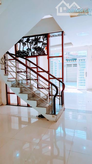 Bán nhà 5 tầng - 55m2 -xe hơi ngủ nhà - Nguyễn Thị Thập - Quận 7 - hơn 8 tỷ - 3