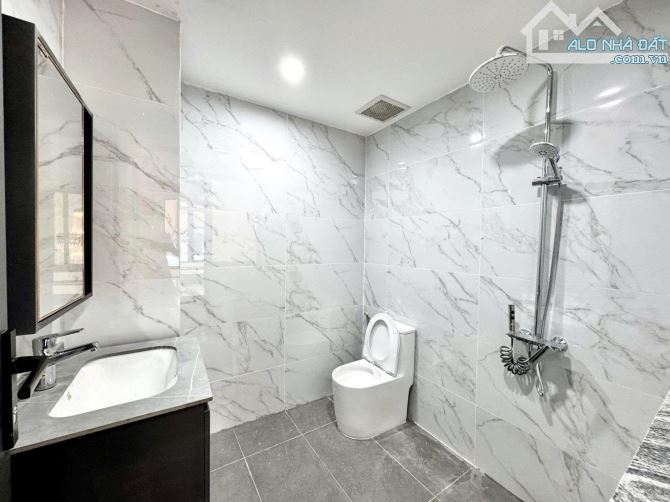 Ngang 6.5m, 1T 4L,  nhà HXH đường Lê Quang Định, tặng NTCC, gần mặt tiền, giá 12,49 tỷ TL - 3