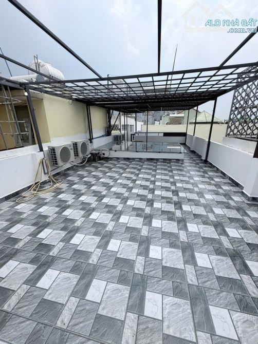 CỰC PHẨM GIÁP SÂN BAY  – NGANG 5M, 3 LẦU – NỘI THẤT XỊN SÒ - 9,9 TỶ - 3