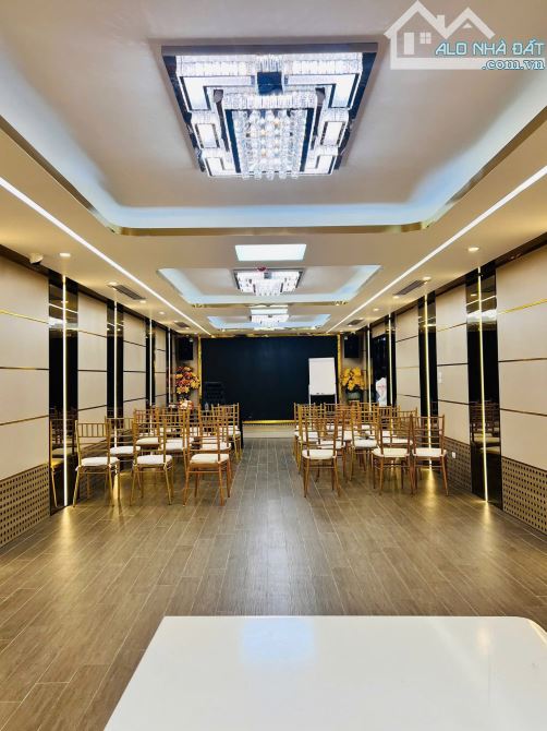 Siêu víp mặt phố liễu giai ba đình 7T thang máy 70m2 39tỷ - 3