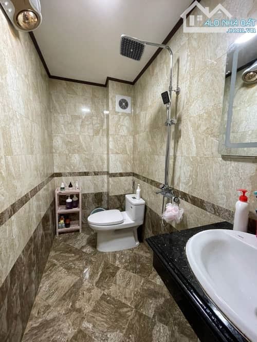 NHÀ ĐẸP - SIÊU HIẾM NHÀ PHÂN LÔ NGUYỄN CHÍ THANH - ĐƯỜNG LÁNG NHỈNH HƠN 10 TỶ - 3