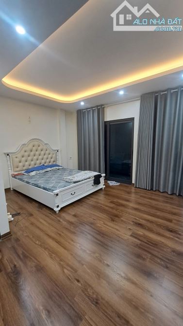 Bán nhà Tả Thanh Oai 40m 5T, dân xây chắc chắn, 200m cầu Tó, 5.6 tỷ - 3
