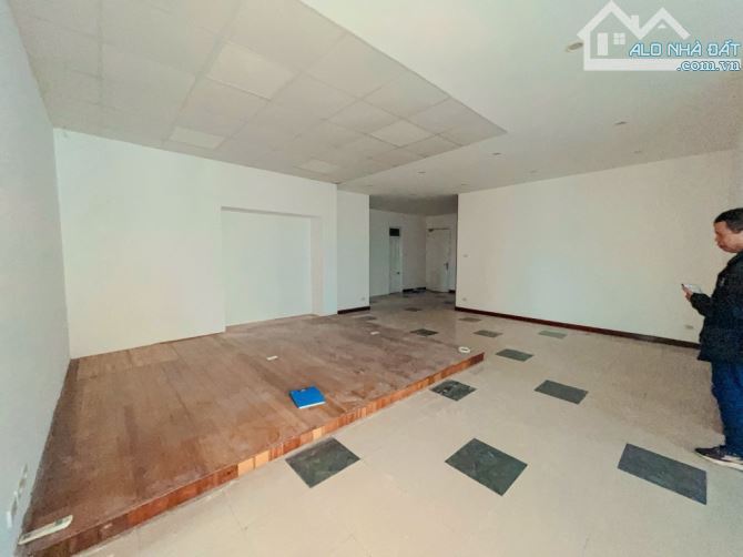 Bán chung cư 4PN, 158m2, 10,3 tỷ tại Hoàng Đạo Thúy, Trung Hòa, Cầu Giấy, Hà Nội - 3