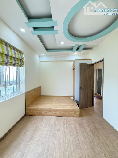 Bán Căn CC Nam Trung Yên Nguyễn Chánh Cầu Giấy Sổ 67m, 3 ngủ full đồ Giá 4.9 tỷ - 4