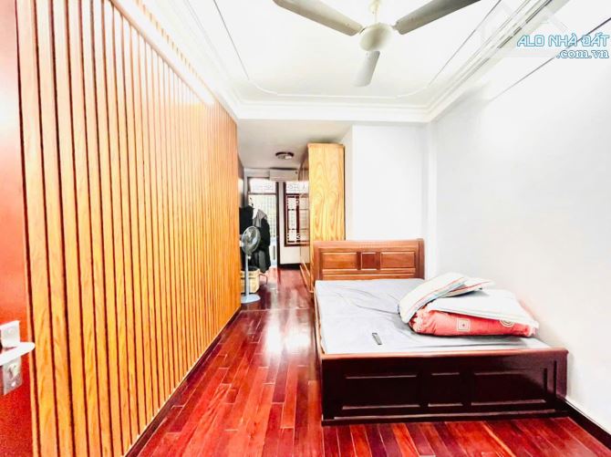 Nhà đẹp ở luôn Lương Sử A Đống Đa. Sổ vuông 31m, 5 tầng 3 ngủ MT3m Giá 5.8 tỷ - 4