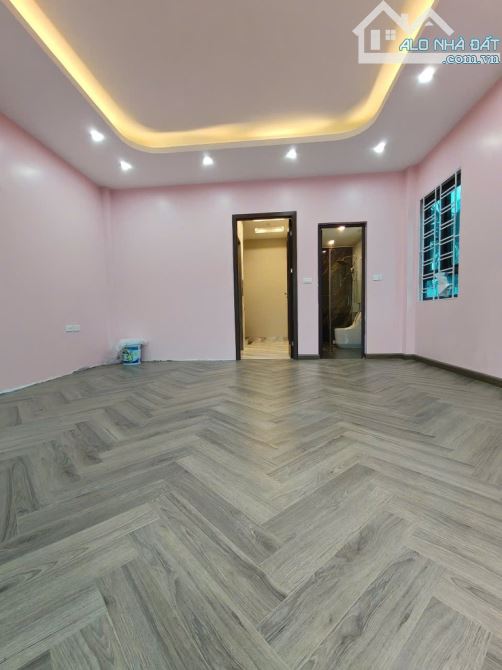 Bán nhà mới xây Phố Cổ Linh- Thạch Bàn- gần siêu thị Aeon Long Biên, 40m × 6 tầng thang má - 4