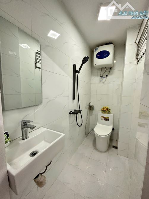 BÁN NHÀ RIÊNG 5 TẦNG PHỐ PHAN BỘI CHÂU QUẬN HOÀN KIẾM - 5M RA MẶT PHỐ - SỔ RIÊNG - 4