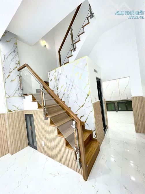 BÁN NHÀ ĐẸP , NGAY TTTM AEON Q.8 , CAO LỖ , KO QH , CHỈ NHÌNH 5 TỶ - 4