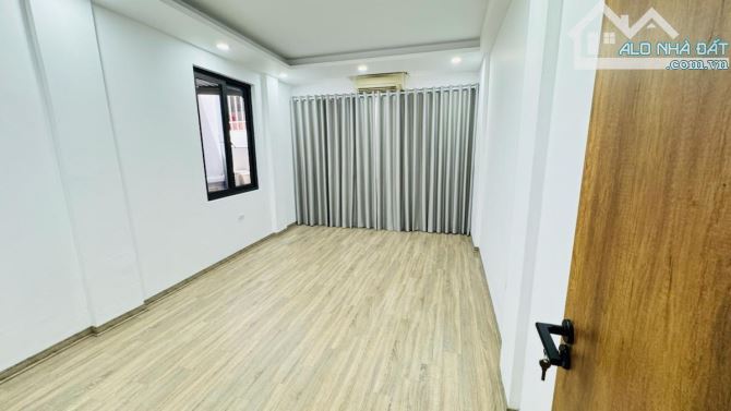 1/100 Cực hiên Nguyễn Đình Chiểu, Q Hai Bà Trưng 27m2,4 tầng. - 4