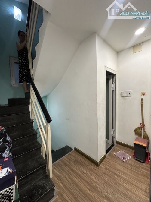 Bán Nhà Mặt Tiền - P, Đa Kao - Q1 - DT : 24M2 - 5 TẦNG BTCT - GIÁ 5,99 TỶ - 4