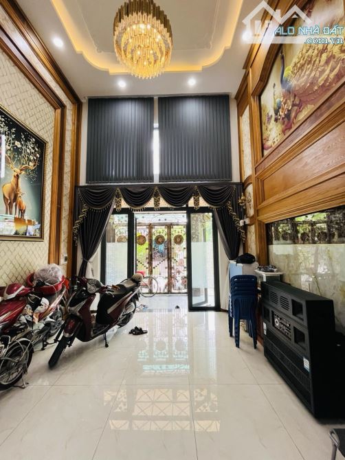 NHÀ ĐẸP 5TẦNG, KHU PHÂN LÔ ĐỒNG BỘ Đ.TL13, P.THẠNH LỘC/Q12, HẺM 12M, DT 62M2, 7.7TỶ - 4