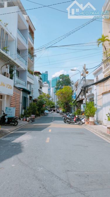 Siêu Phẩm Quận 7 – Nhà 5 Tầng HXH Nguyễn Thị Thập – 5PN – SHR – Giá Hấp Dẫn - 4