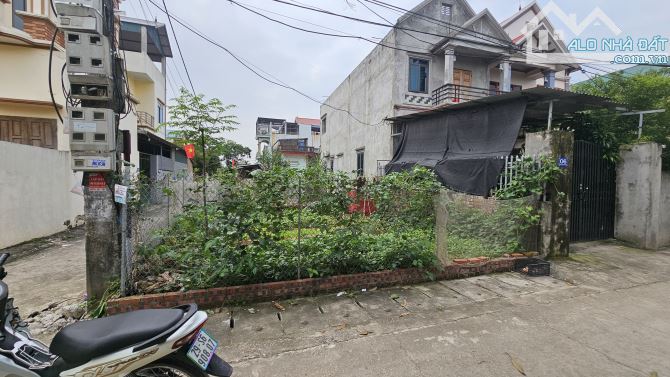 LÔ GÓC YÊN NINH ĐƯỜNG THÔNG Ô TÔ BÁN TẢI - CÁCH TRỤC CHÍNH KINH DOANH 100M - 4