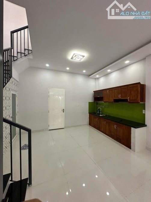 NHÀ HUỲNH THIỆN LỘC_GẦN LŨY BÁN BÍCH_TÂN PHÚ_2 TẦNG_5 x 13m_5.6 tỷ - 5