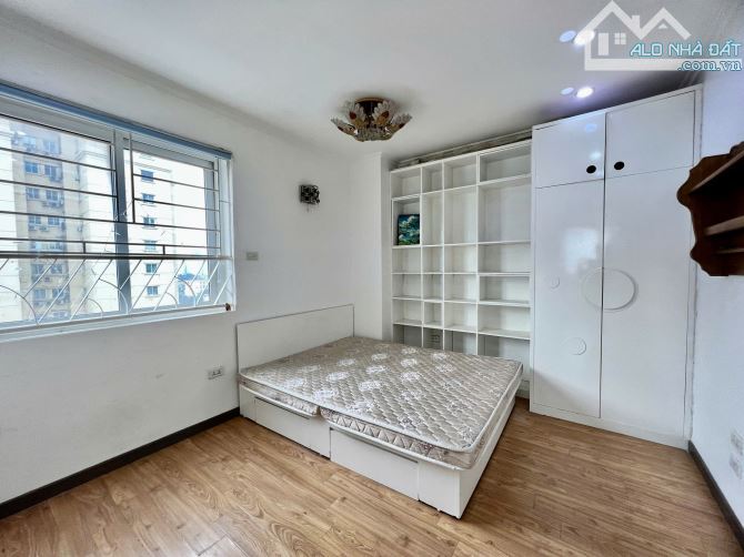 Bán căn Chung cư MP Võ Chí Công Tây Hồ. Sổ 94m 3 ngủ 2WC tặng full nội thất Giá chỉ 6.4 tỷ - 5