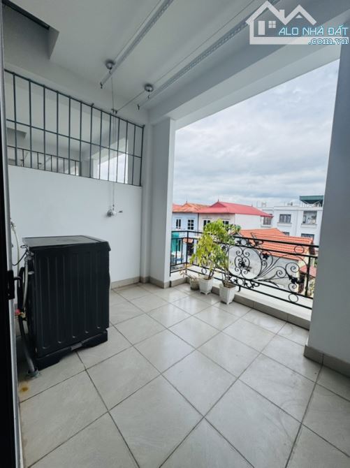BÁN NHÀ 4 TẦNG TẠI BẮC TỪ LIÊM: DT 30M2 - NHÀ MỚI ĐẸP Ở LUÔN - TẶNG FULL NỘI THẤT - 5