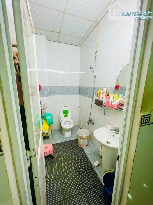 GẤP BÁN NHÀ HAI TẦNG 48m² GIÁ CHỈ 3,3 TỶ TL NHANH LÊN  CÒN KỊP - 5