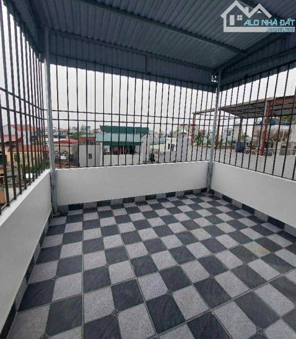 Nhà mới, xây độc lập 65m2 x 5 tầng tại Liên Ninh, Thanh Trì, ngõ ô tô, giá 5,5 tỷ - 5