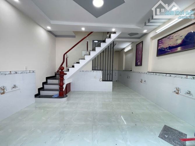 Nhà cấp 4 gác đúc, hẻm xe ba gác, sổ riêng, gần ngã ba Cây Lơn, 2525 Dĩ An - 5