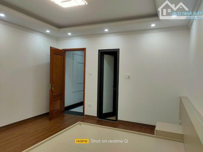 BÁN NHÀ ĐẸP, MỚI BỒ ĐỀ – GARA 2 Ô TÔ – KINH DOANH – NỞ HẬU – 68M2 CHỈ 23,95 TỶ - 5