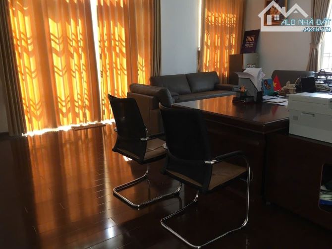 Biệt thự vip, căn góc 2MT Tên Lửa Bình Tân (12x25m)hầm + 3 tầng,CN 297m2 - 5