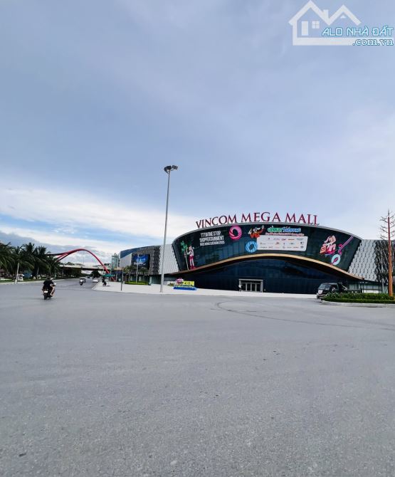 BÁN NHÀ NGHĨA TRỤ VĂN GIANG-Ô TÔ ĐỖ CỬA-3 PHÚT RA VIN OCEANPARK2-3-DT 68m2-3,95 tỷ - 5