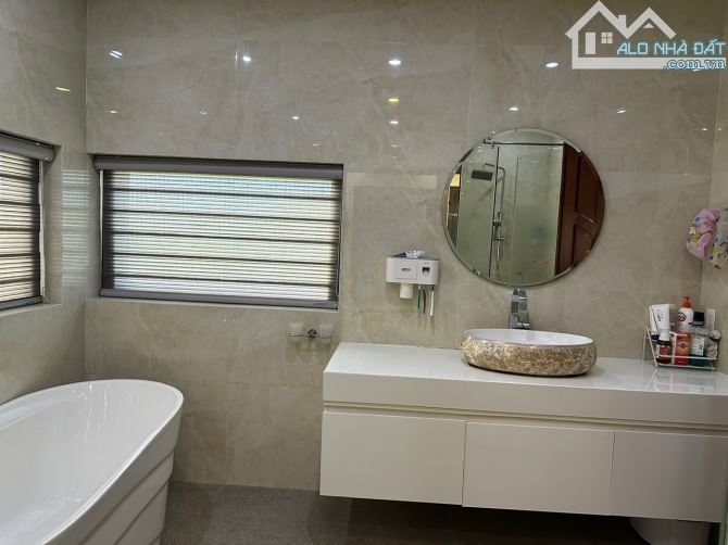 👉BÁN NHANH BIỆT THỰ VÍP ĐẲNG CẤP BIỆT THỰ ĐẢO NỔI VIEW XÔNG DIỆN TÍCH GẦN 400 M2 29, 5 TỶ - 5