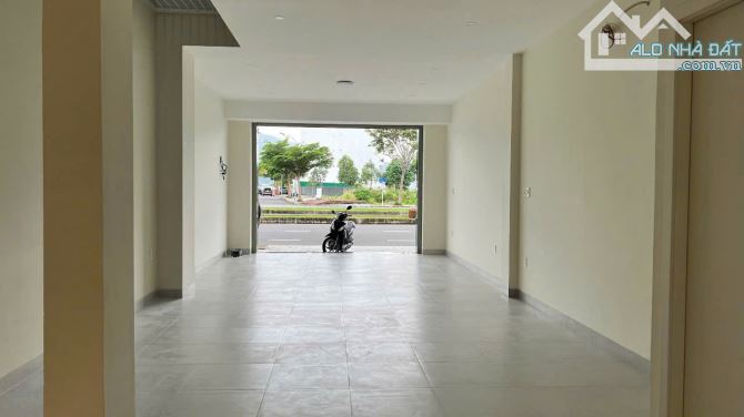 Cần bán nhà liền kề 4 tầng đường A1 Võ Văn Kiệt CVN Phuoc Long 2  , dt 100m2, có  sổ hồng - 5