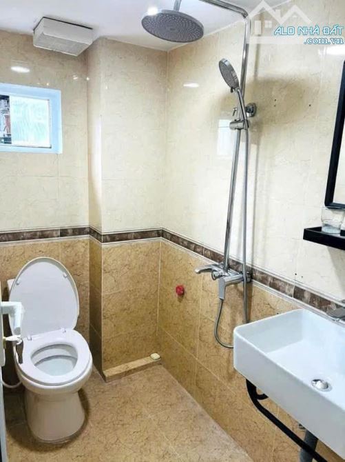 🏠 Tập Thể  3PN, Mặt Phố 8/3 – Ô Tô Đỗ Cửa 🏠 - 5