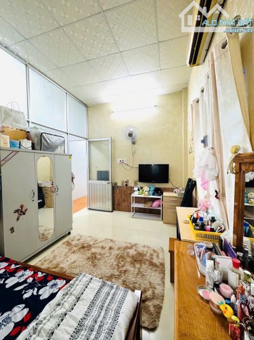 Nhà siêu VÍP, Chủ gấp bán đi định cư Úc, Hẻm xe hơi , Huỳnh Tấn Phát Quận 7 - Nhỉnh 6 tỷ - 6