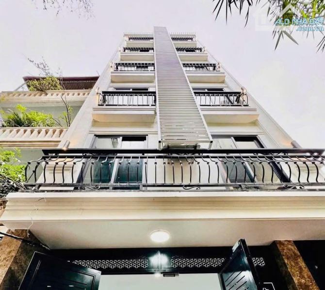 Bán toà CCMN Kim Giang 60m2, 7 tầng thang máy, MT 5m, Giá bán 12,5 tỷ dòng tiền 360 tr/năm - 6