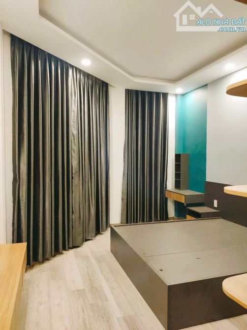 Bán nhà đẹp trục đường Nguyễn Văn Quá Quận 12, 3 tầng đúc, 2PN, chỉ 3.95 tỷ - 6