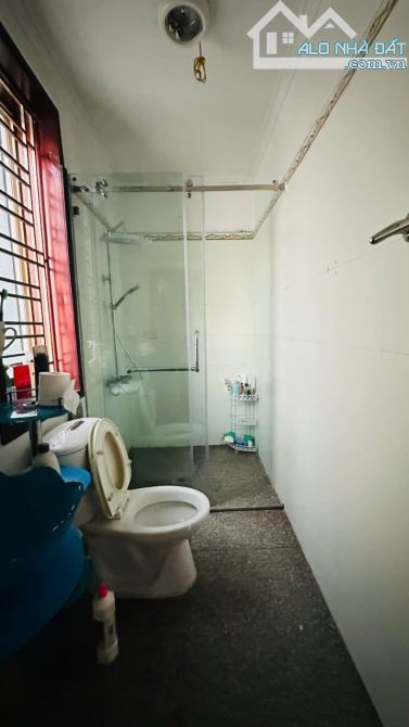 Biệt thự khu bê tông 97 Bạch Đằng - 297,5m2 - mặt tiền 16m - 3 tầng - giá cực tốt 25 tỷ - 6
