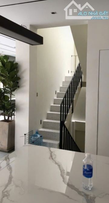 SIÊU BIỆT THỰ THẢO ĐIỀN 36 TỶ , 110M2,QUẬN 2 - 6