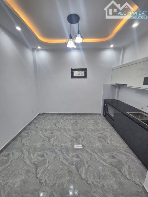 🕌: bán nhà 3 tầng xây mới, hùng vương, hồng bàng, DT 40m2, ngõ 2,5 m 💸 : 2,25 tỷ (02) - 6