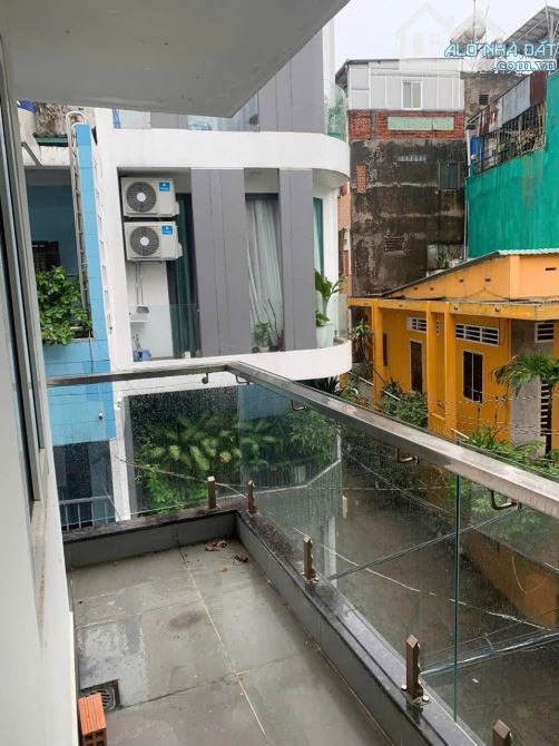 Nhà bán: đường Yên Đỗ. Q Bình Thạnh. DTSD 54m2. 4 tầng. Giá 9,5 tỷ - 7