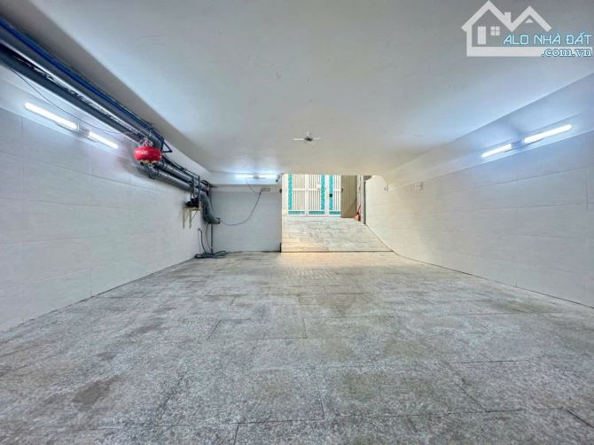 Giá rẻ - HXH Nguyễn Trãi, P. NCT, Quận 1 - Hầm/7 Tầng - 5m x 10m - 16,5 Tỷ - 7