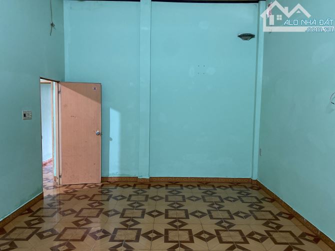 Cho thuê nhà hẻm oto, sân rộng, gara. 3pn, chỉ vài bước chân ra đường lớn Linh Xuân - 7