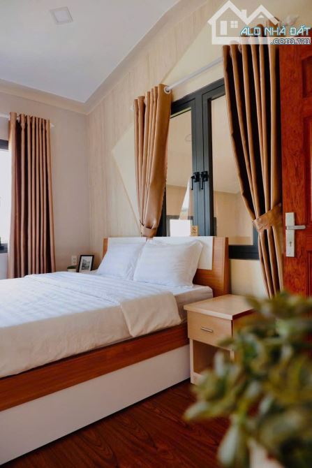 Bán đất tặng homestay sân vườn view thông mặt tiền Triệu Việt Vương P3 Đà Lạt 1135m2 35tỷ - 8
