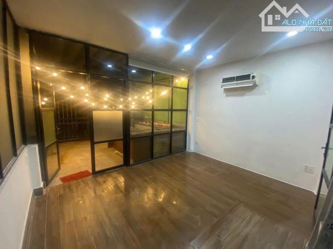 Nhà bán: đường Yên Đỗ. Q Bình Thạnh. DTSD 54m2. 4 tầng. Giá 9,5 tỷ - 9