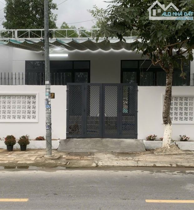 Bán nhà Thị Trấn Diên Khánh vừa ở vừa kinh doanh giá rẻ - 9