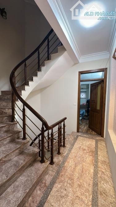 BÁN NHÀ MẶT NGÕ 73 ĐƯỜNG HOÀNG NGÂN. GARA Ô TÔ. KINH DOANH. 85M2 - 4 TẦNG. - 9