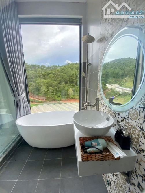 Hạ sâu 2 tỷ bán nhanh Khách Sạn view rừng thông chill 10 PN Kinh Doanh - nguồn thu cực tốt - 9