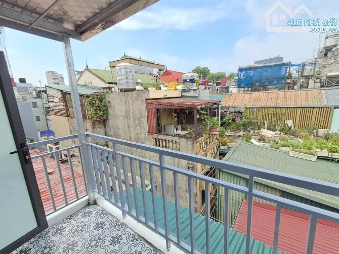 BÁN NHÀ NGÕ LỆNH CƯ- TRUNG TÂM QUẬN ĐỐNG ĐA- NHÀ ĐẸP 5 TẦNG MỚI KÍNH KONG - 9
