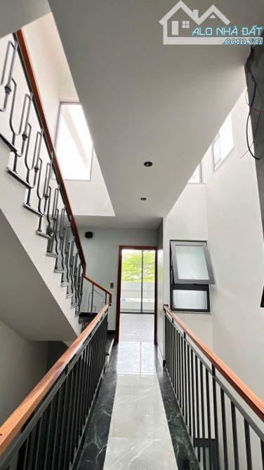 Bán căn nhà thiết kế theo phong cách Châu Âu 2 lầu 4pn 5wc DT 6x13,5m2 Nguyễn Bình, Nhà Bè - 9