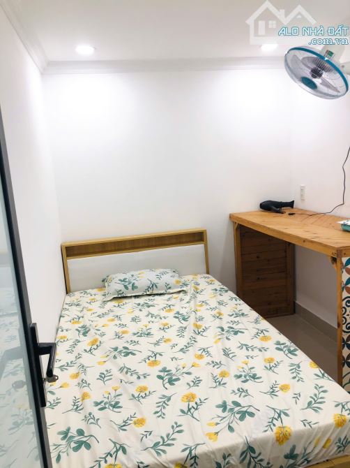 Cho thuê căn hộ NAPONEON căn góc view biển hướng đông nam mát cả ngày 4pn dt 75m - 9